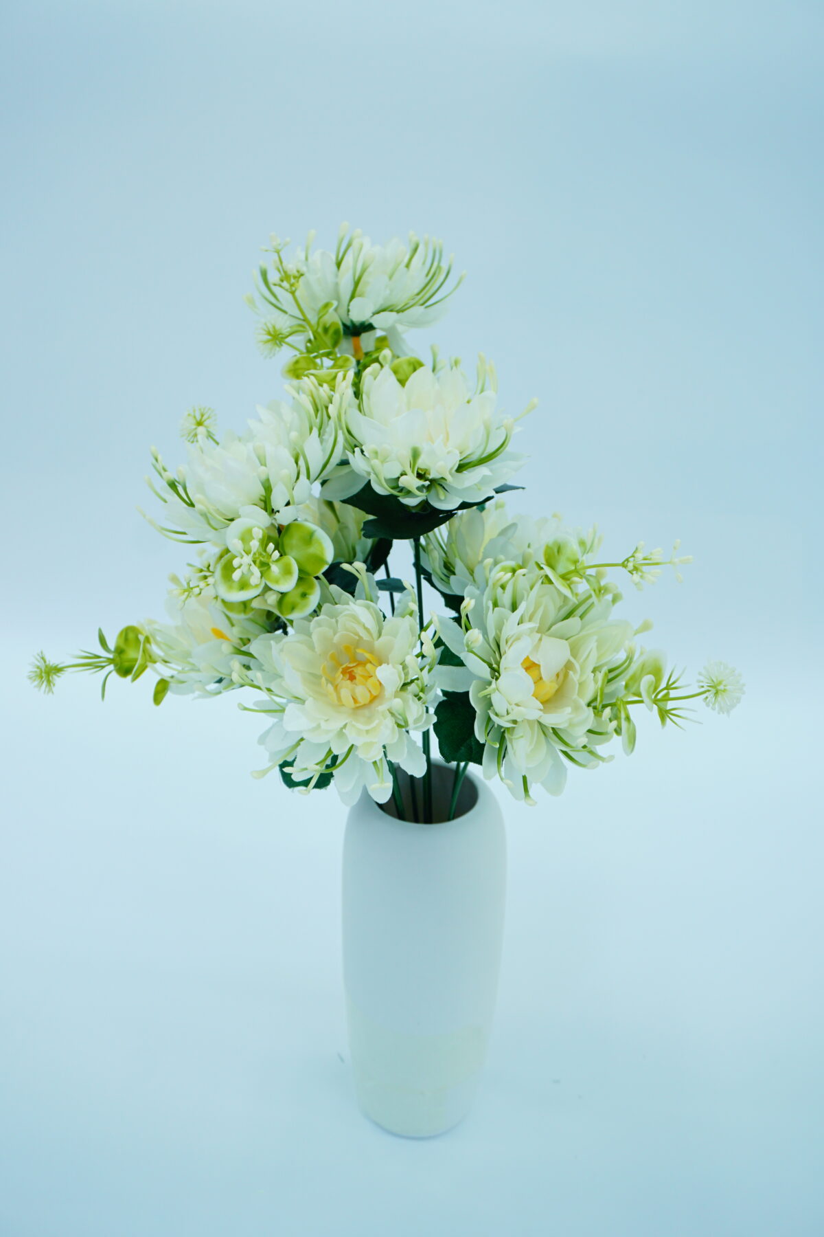 Six-Color Chrysanthemum Bouquet – Artificial Multi-Color Chrysanthemum Flowers for Home & Event Decor-47 - Image 4