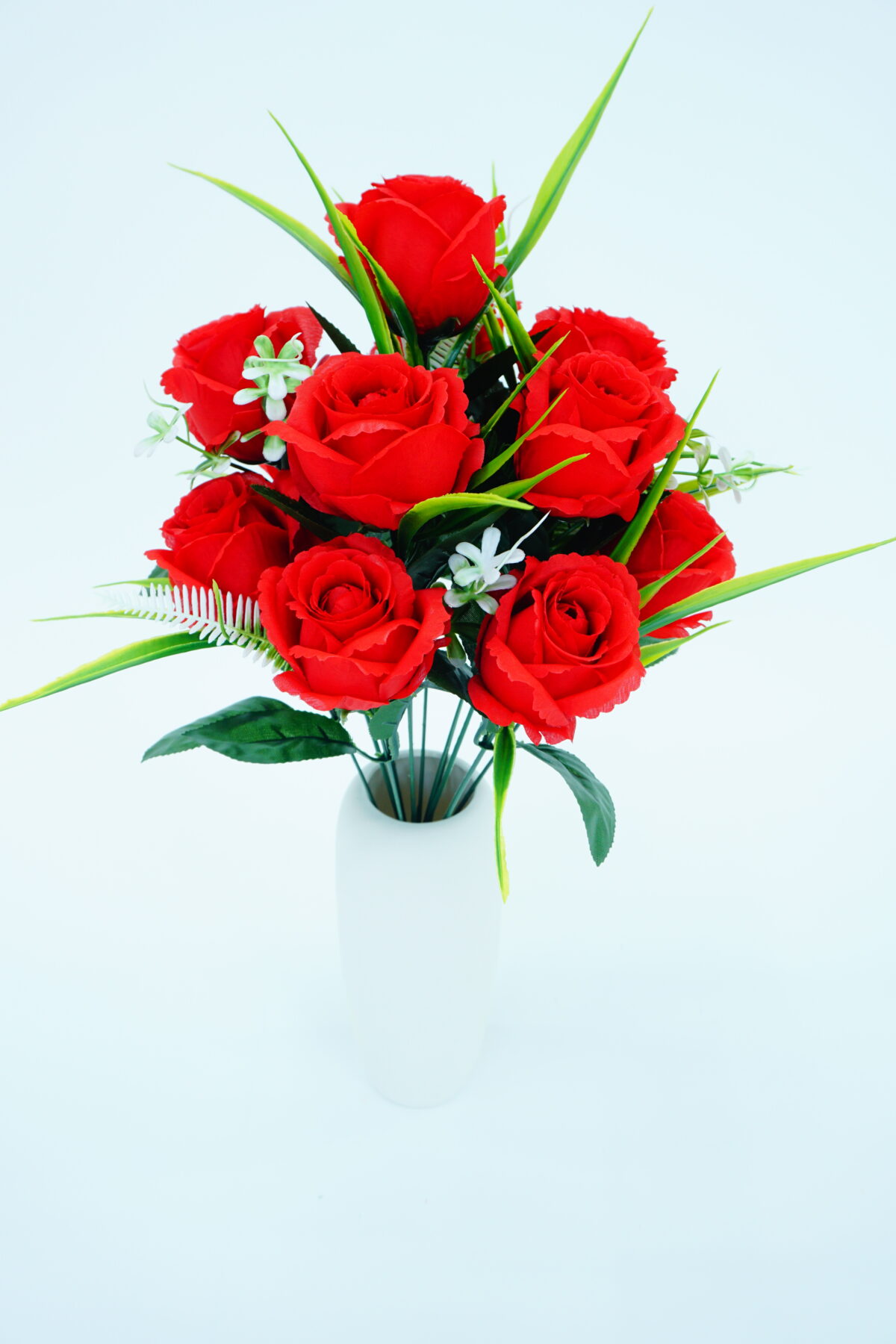 Faux Hydrangea Tabletop Bouquet with Multiple Heads for Elegant Home Styling - Image 4