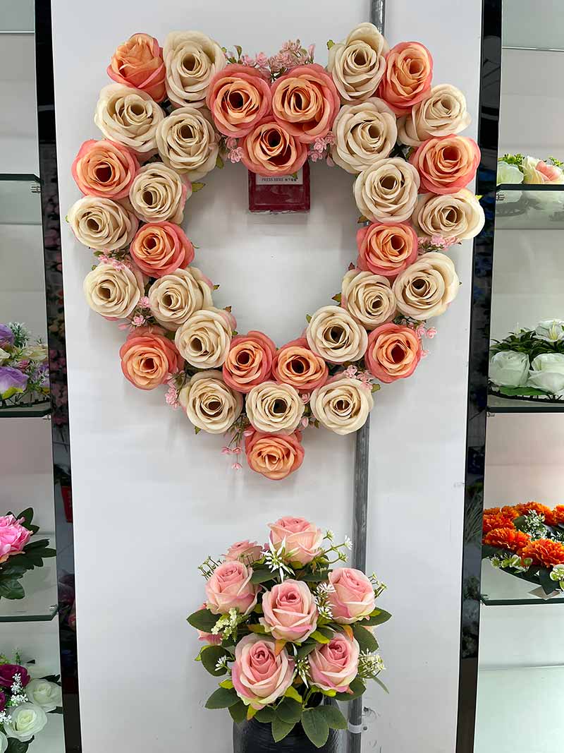 Pink Rose Heart-Shaped Wall Hanging